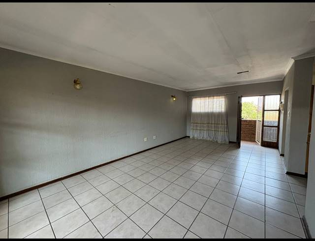 2 BEDROOM APARTMENT FOR SALE IN THREE RIVERS